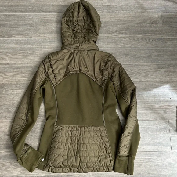 Lululemon Athletica Green Quilted Utility Jacket - Picture 4 of 11